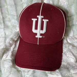 Indiana University Hoosiers Colosseum Just Fit‎